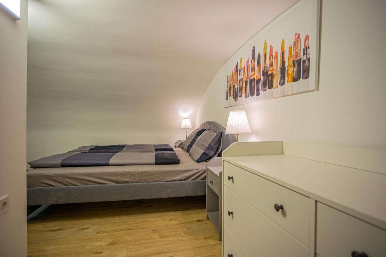 Appartement Cosy Flat In The Dob Street - Sapphire Boedapest